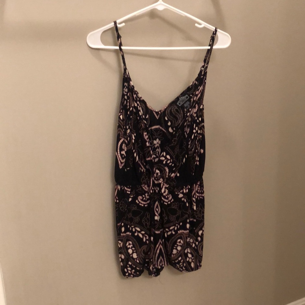 Romper with pockets